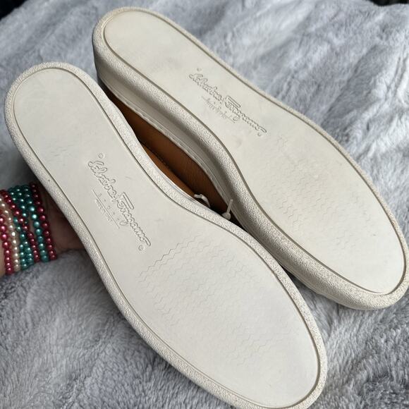 SALVATORE FERRAGAMO Size 10 B vintage tan leather low cut Designer sneakers - Picture 6 of 12